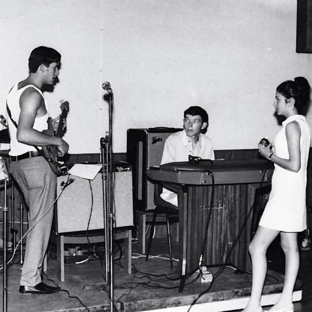 עם נפתלי אלטר