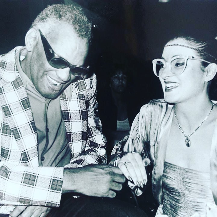 נירה גל וריי צ'ארלס